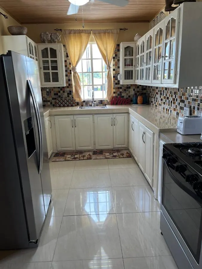 Apartment Pearls Place Arima